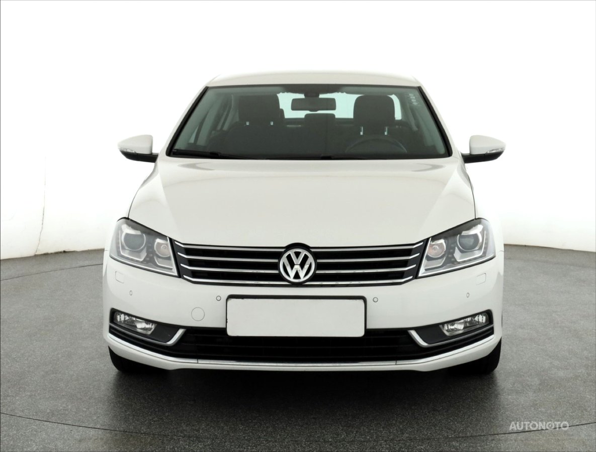 Volkswagen Passat, 2014 - pohled č. 2