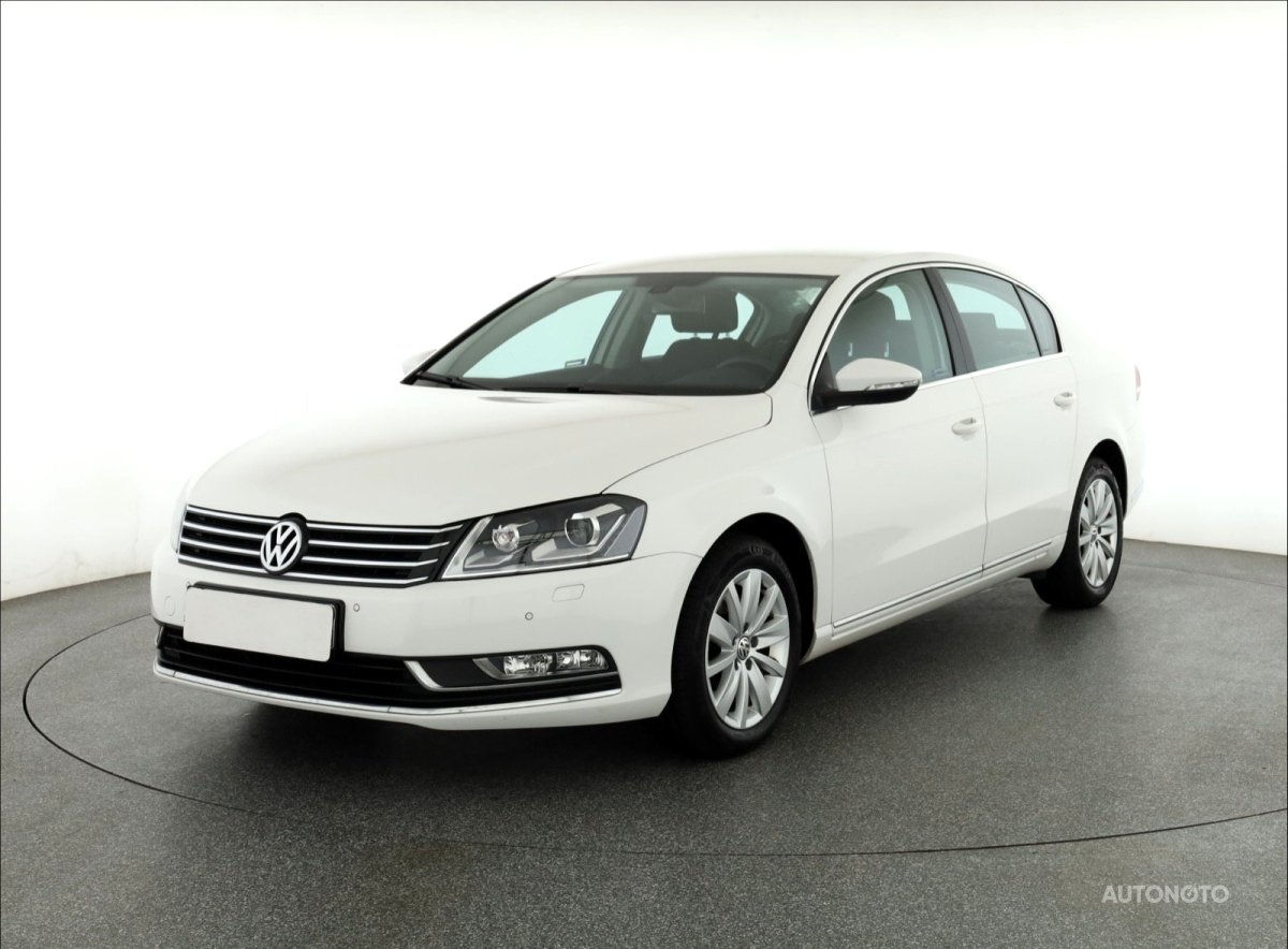 Volkswagen Passat, 2014 - pohled č. 3