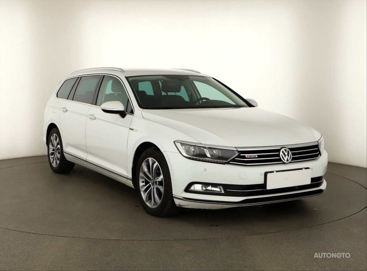 Volkswagen Passat, 2015 - celkový pohled
