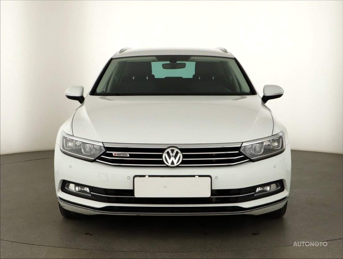 Volkswagen Passat, 2015 - pohled č. 2