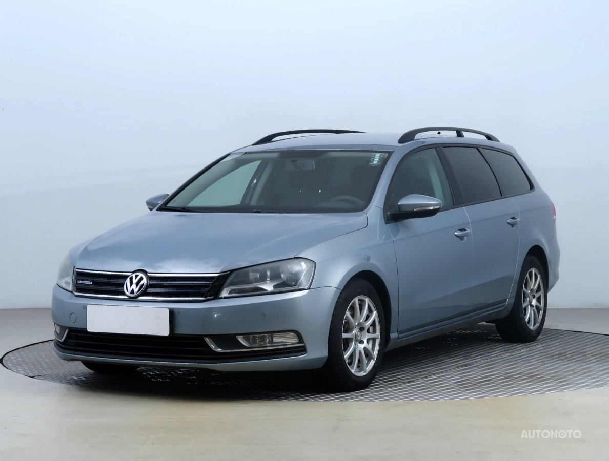 Volkswagen Passat, 2012 - pohled č. 3