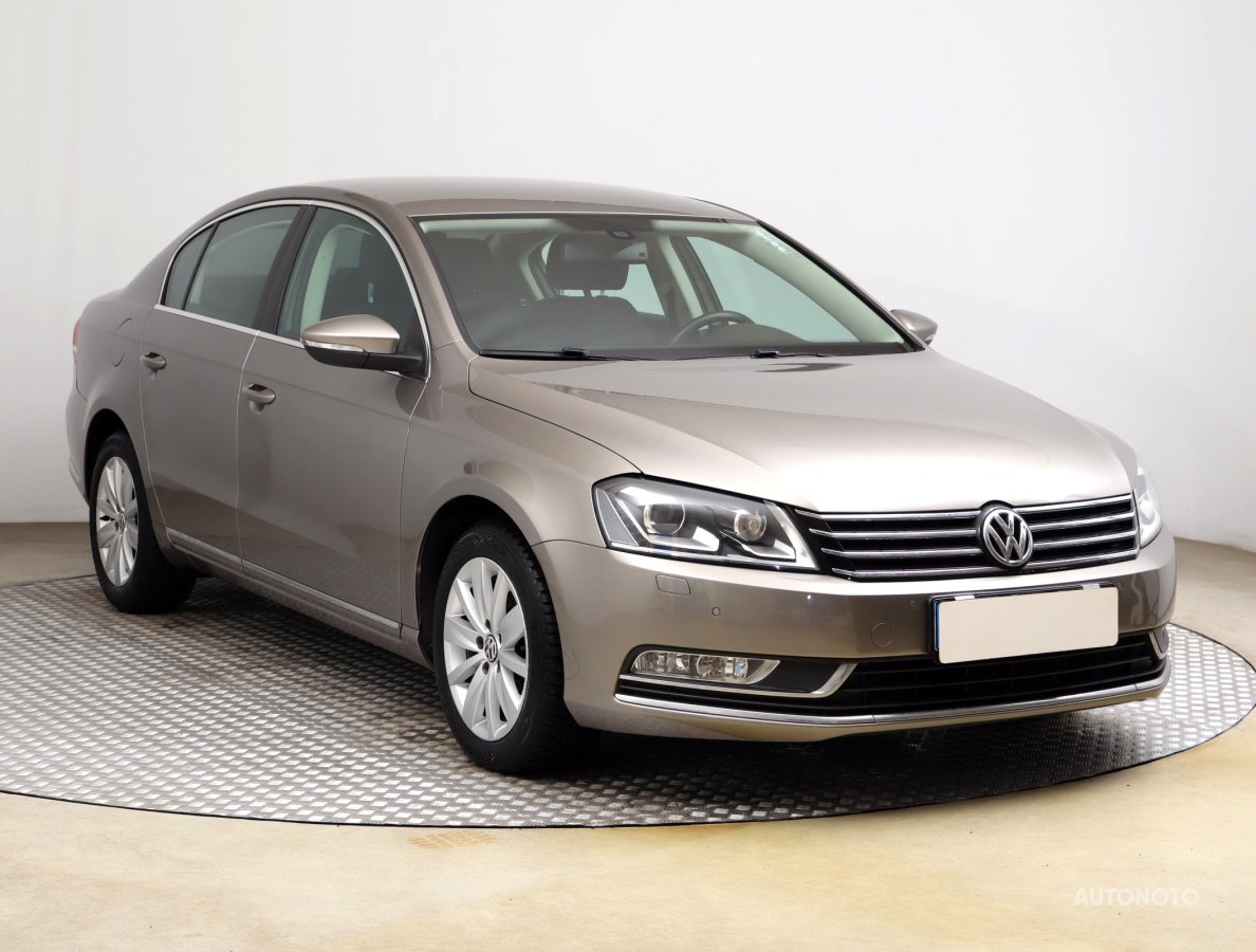 Volkswagen Passat, 2013 - celkový pohled