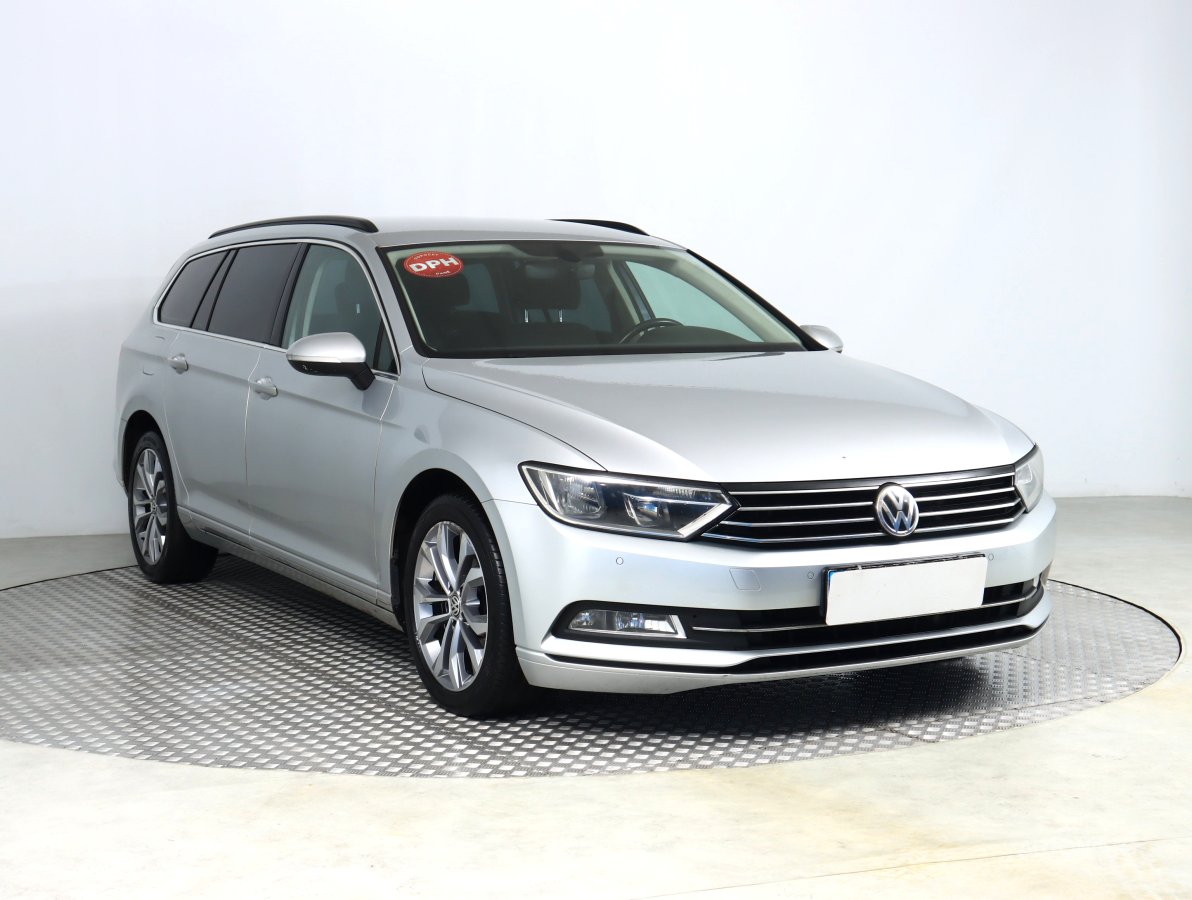 Volkswagen Passat, 2015 - celkový pohled