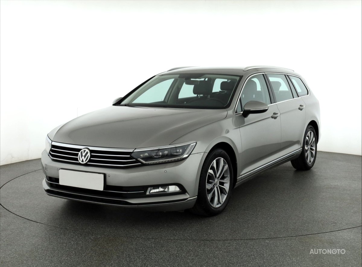 Volkswagen Passat, 2015 - pohled č. 3
