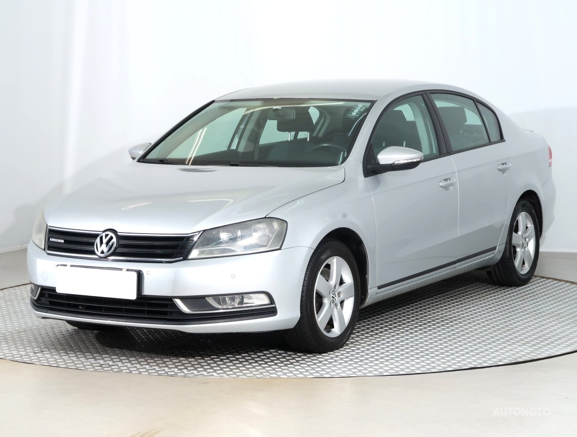 Volkswagen Passat, 2011 - pohled č. 3
