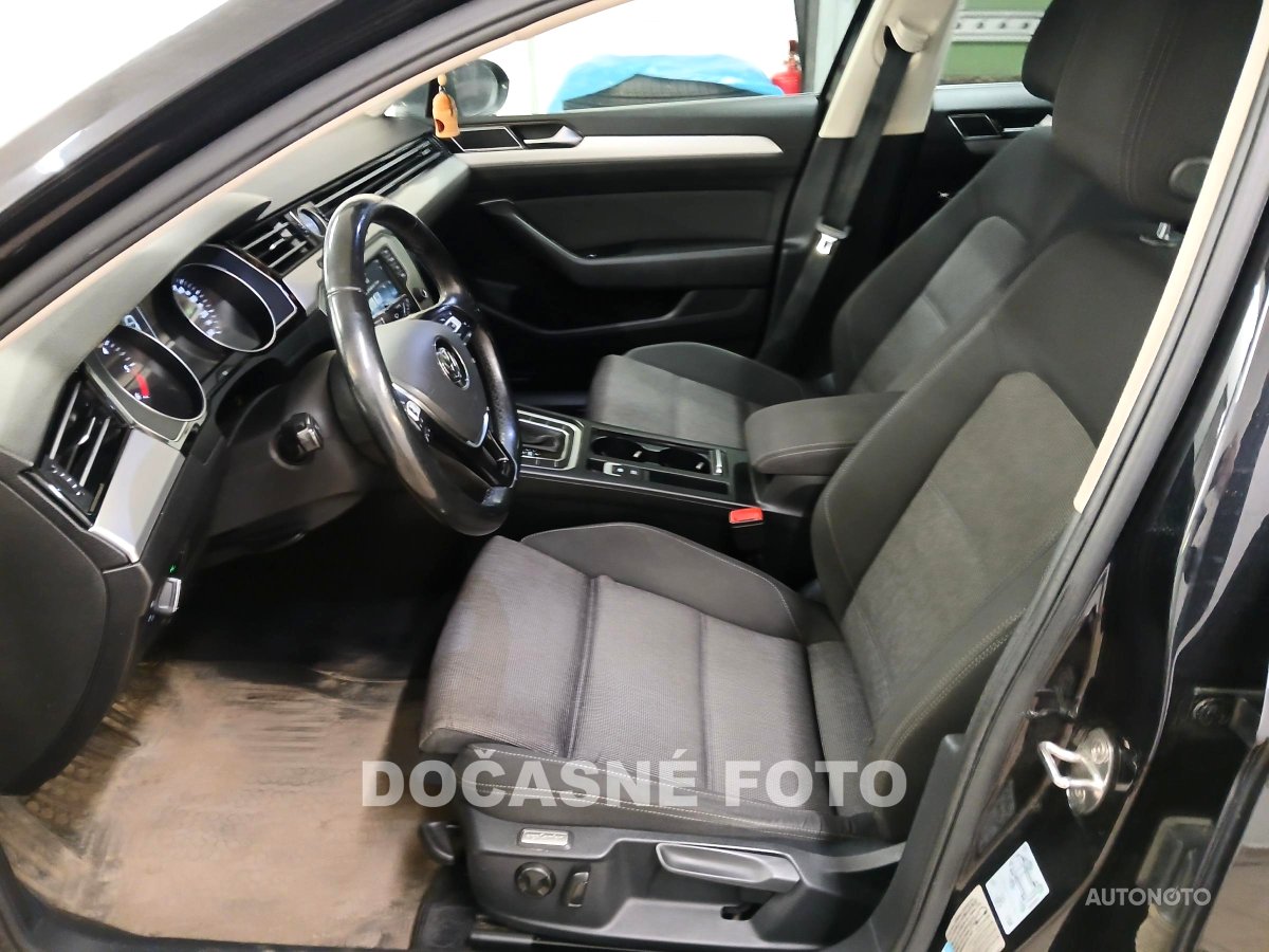 Volkswagen Passat, 2016 - pohled č. 3