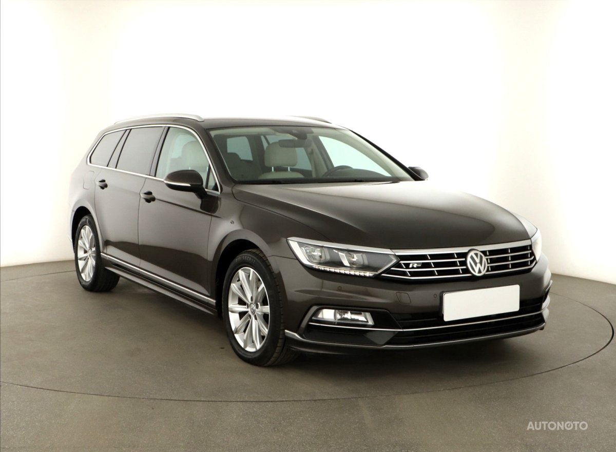 Volkswagen Passat, 2015 - celkový pohled