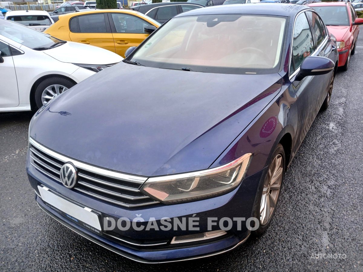 Volkswagen Passat, 2018 - pohled č. 1
