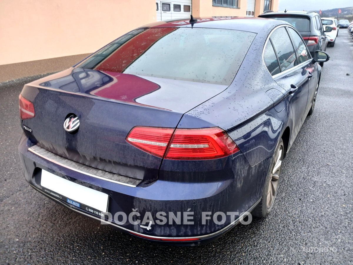 Volkswagen Passat, 2018 - pohled č. 2