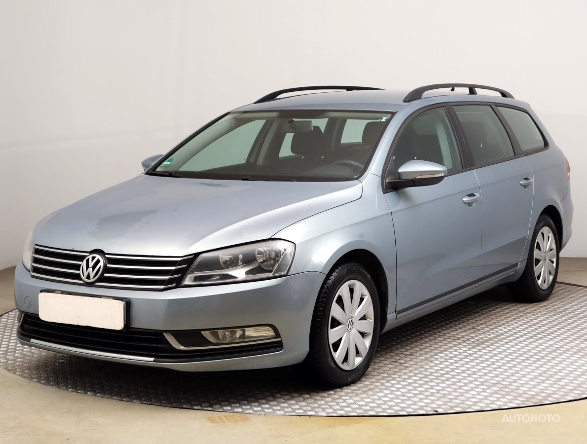Volkswagen Passat, 2012 - pohled č. 3