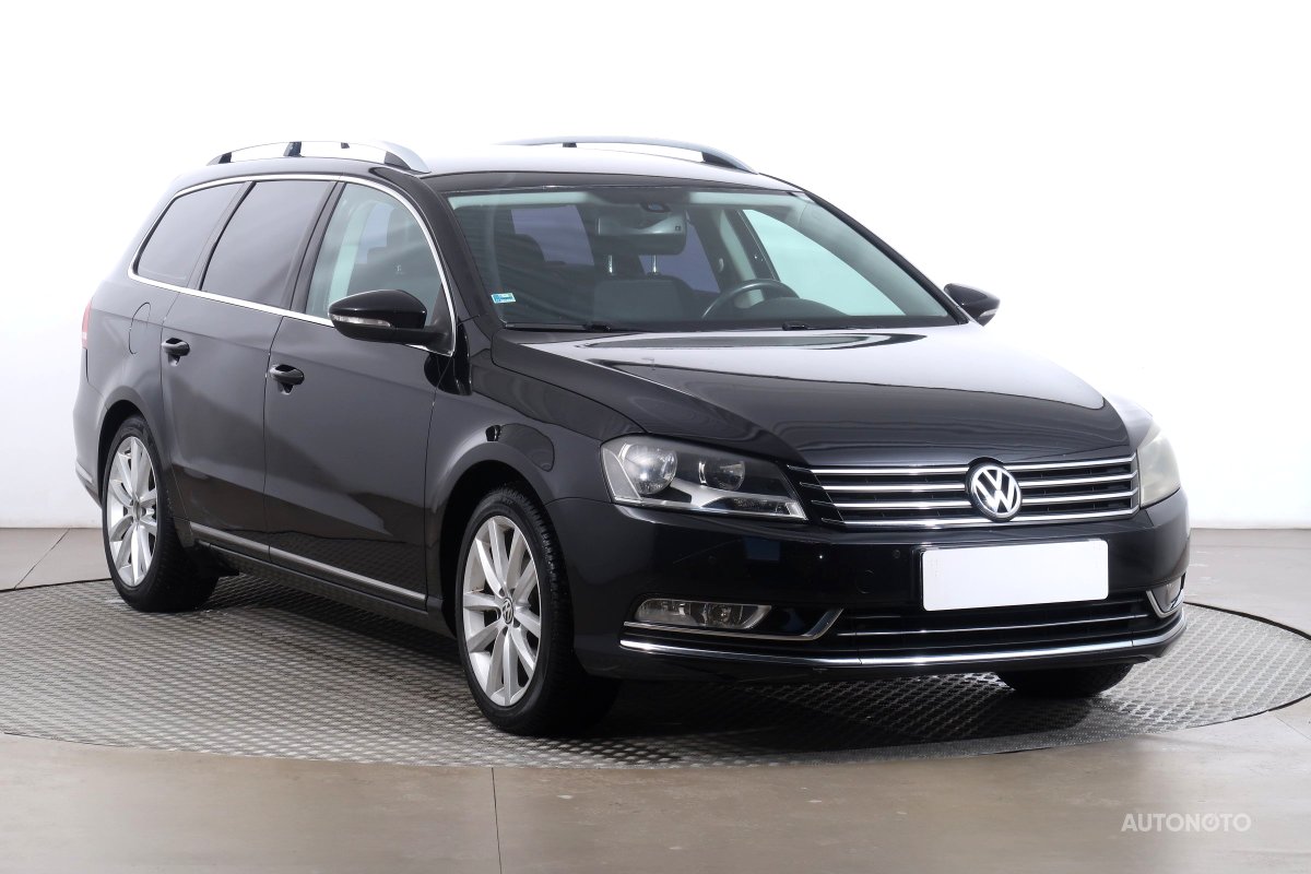 Volkswagen Passat, 2011 - celkový pohled