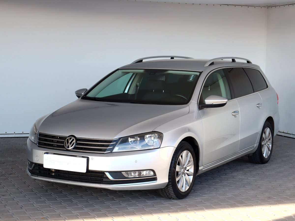 Volkswagen Passat, 2011 - pohled č. 3