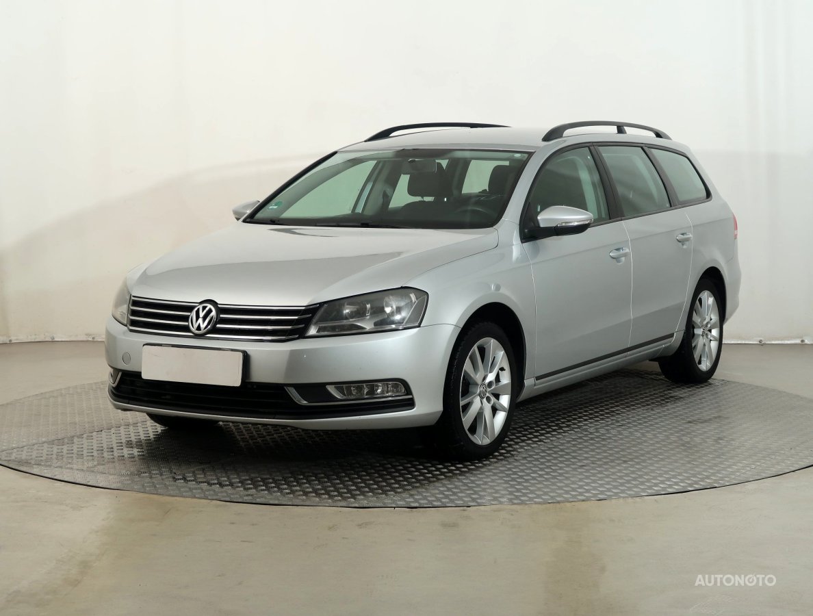 Volkswagen Passat, 2012 - pohled č. 3