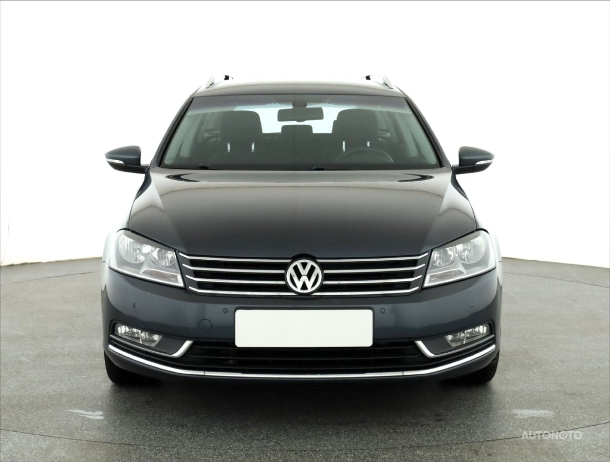 Volkswagen Passat, 2014 - pohled č. 2