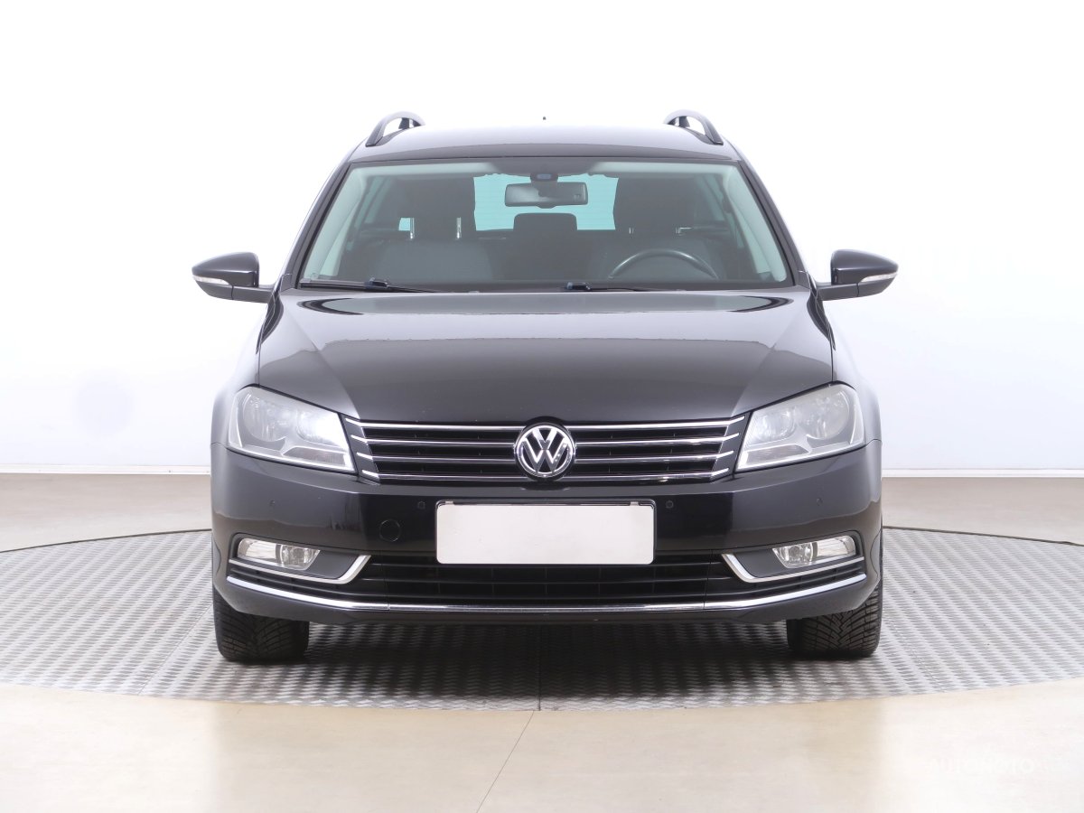 Volkswagen Passat, 2014 - pohled č. 2