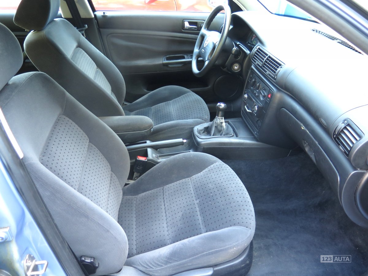 Volkswagen Passat, 1999 - pohled č. 12