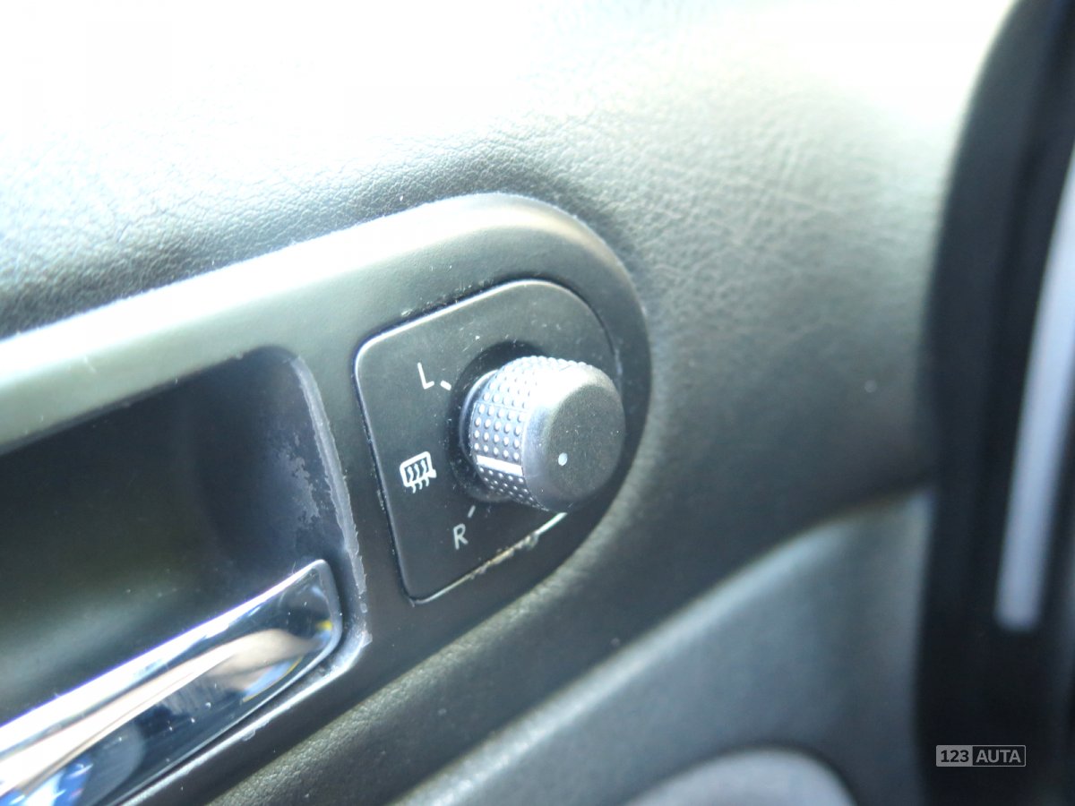 Volkswagen Passat, 1999 - pohled č. 14