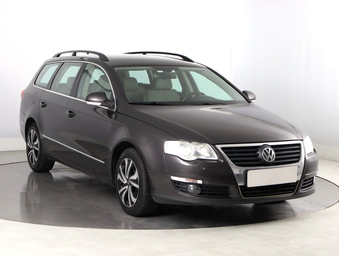 Volkswagen Passat, 2010 - celkový pohled