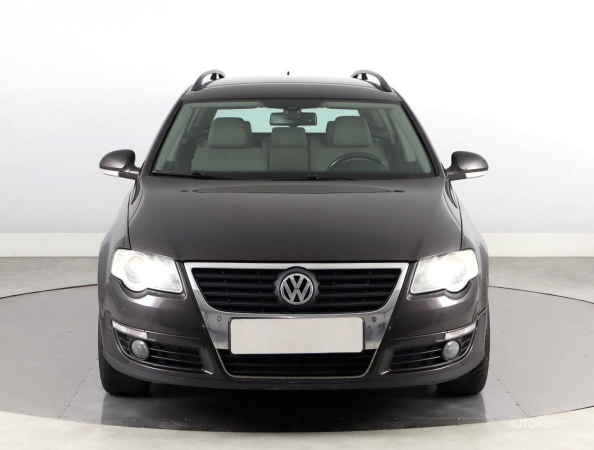 Volkswagen Passat, 2010 - pohled č. 2