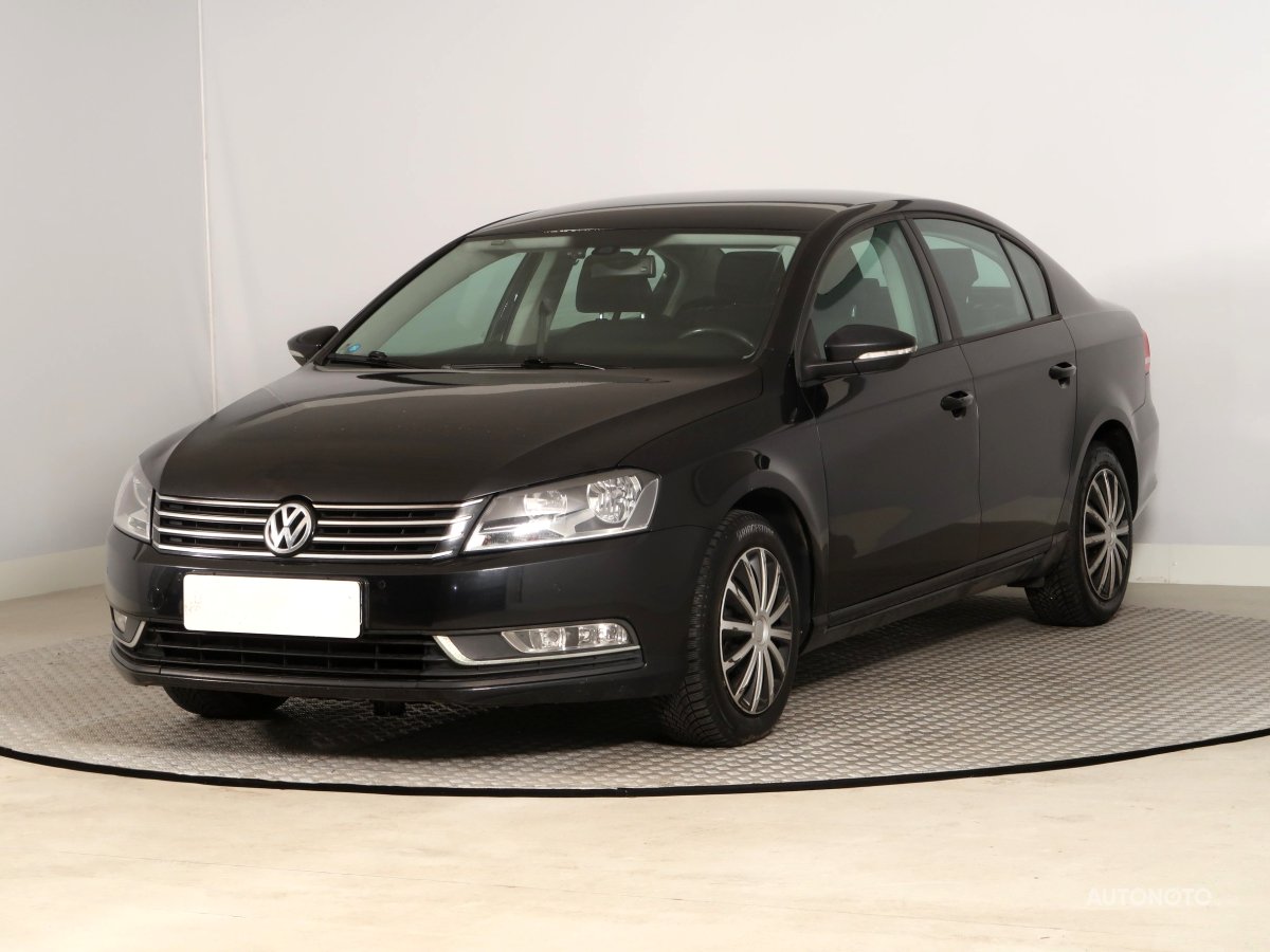 Volkswagen Passat, 2011 - pohled č. 3