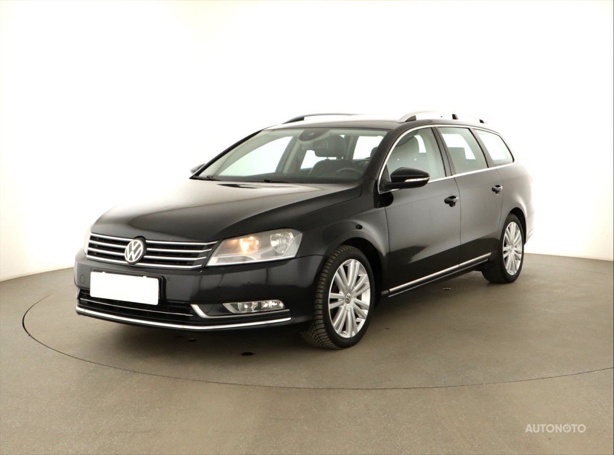 Volkswagen Passat, 2012 - pohled č. 3