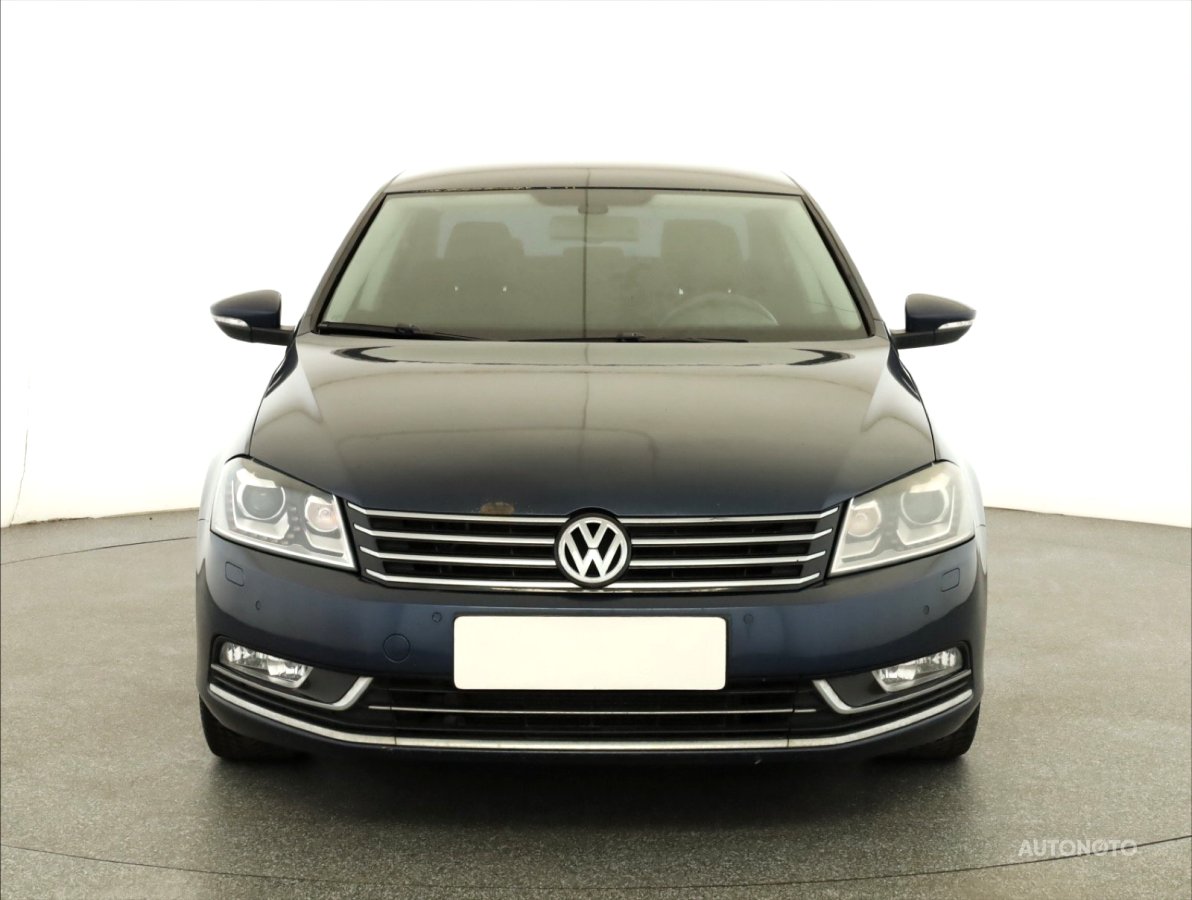 Volkswagen Passat, 2013 - pohled č. 2