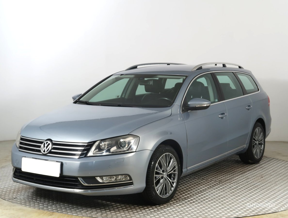 Volkswagen Passat, 2012 - pohled č. 3