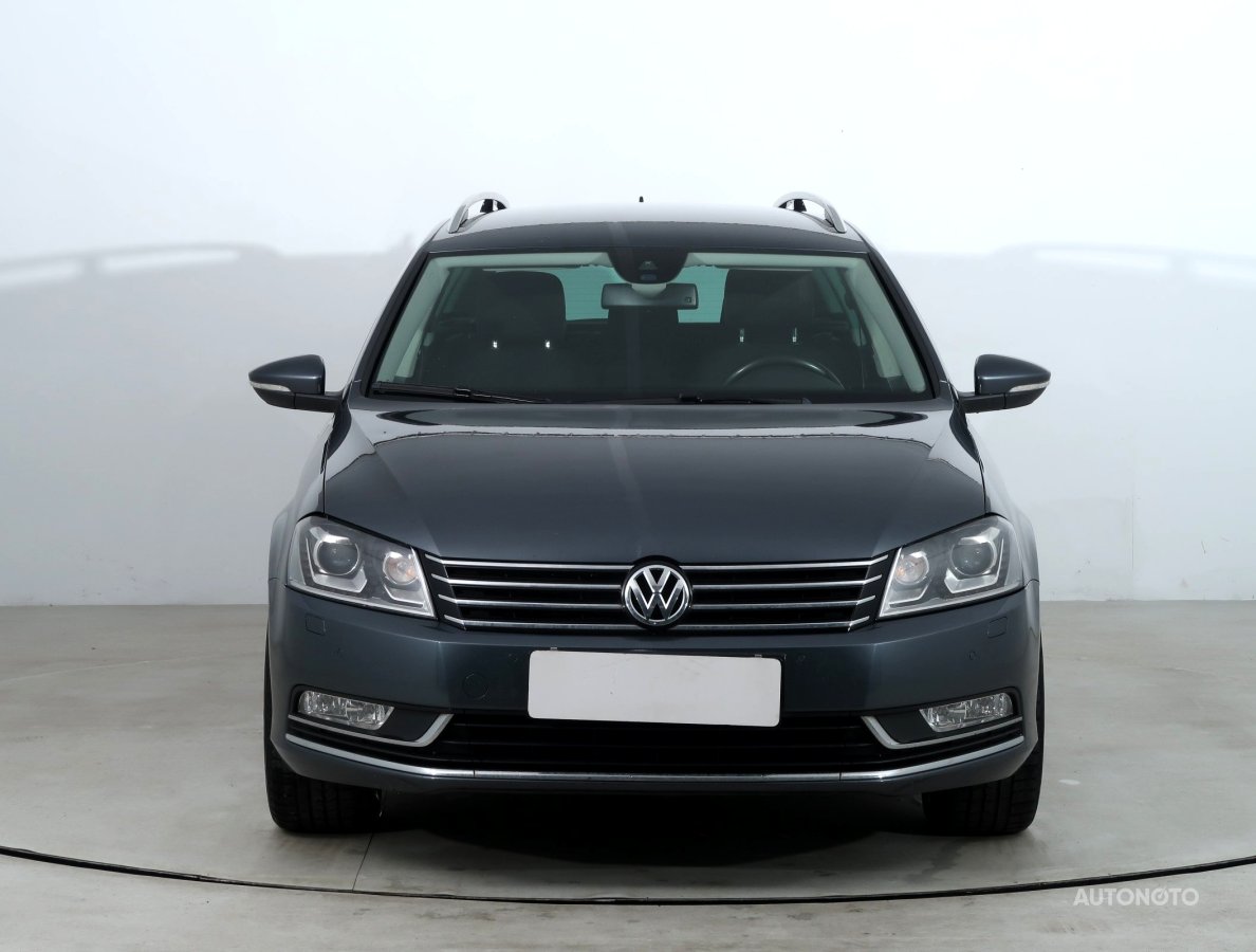 Volkswagen Passat, 2013 - pohled č. 2