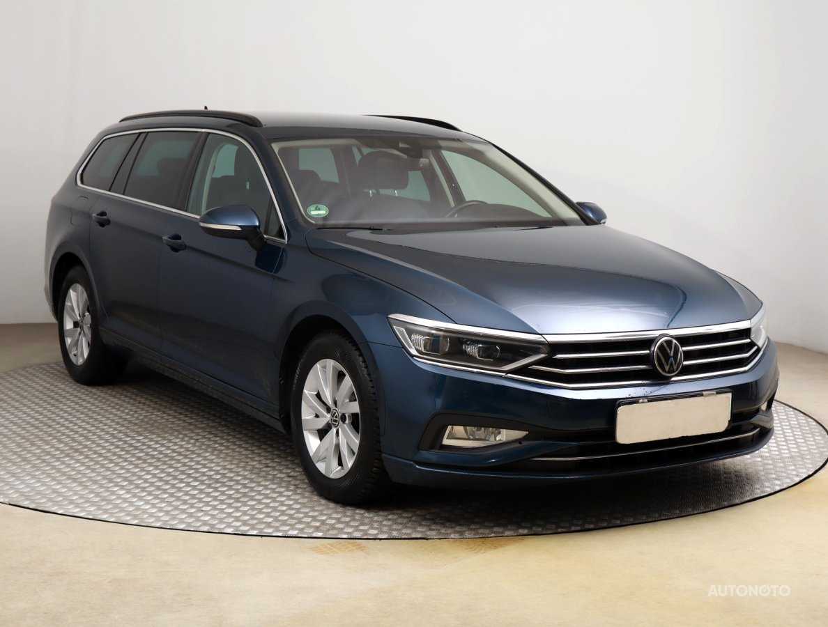 Volkswagen Passat, 2021 - celkový pohled