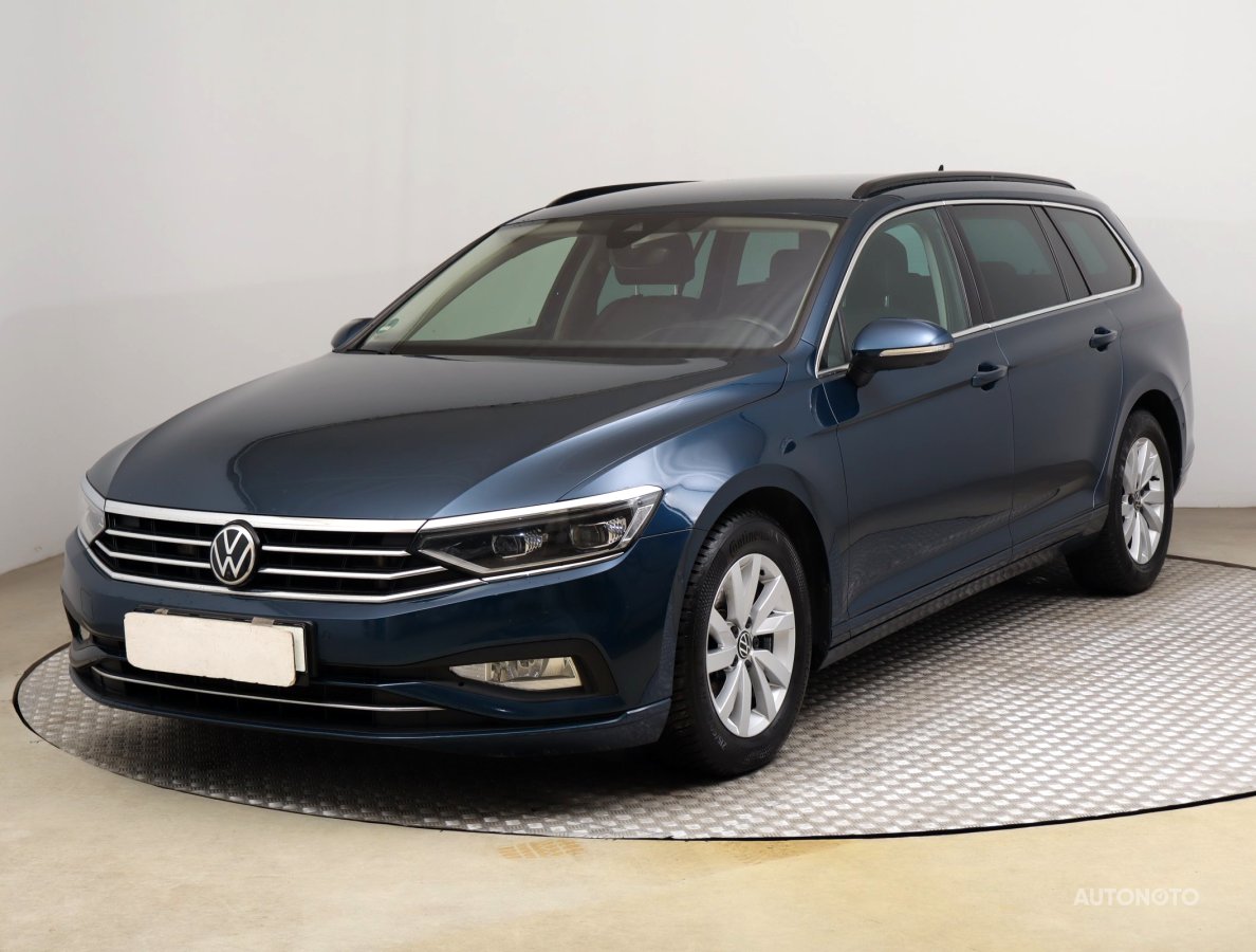Volkswagen Passat, 2021 - pohled č. 3