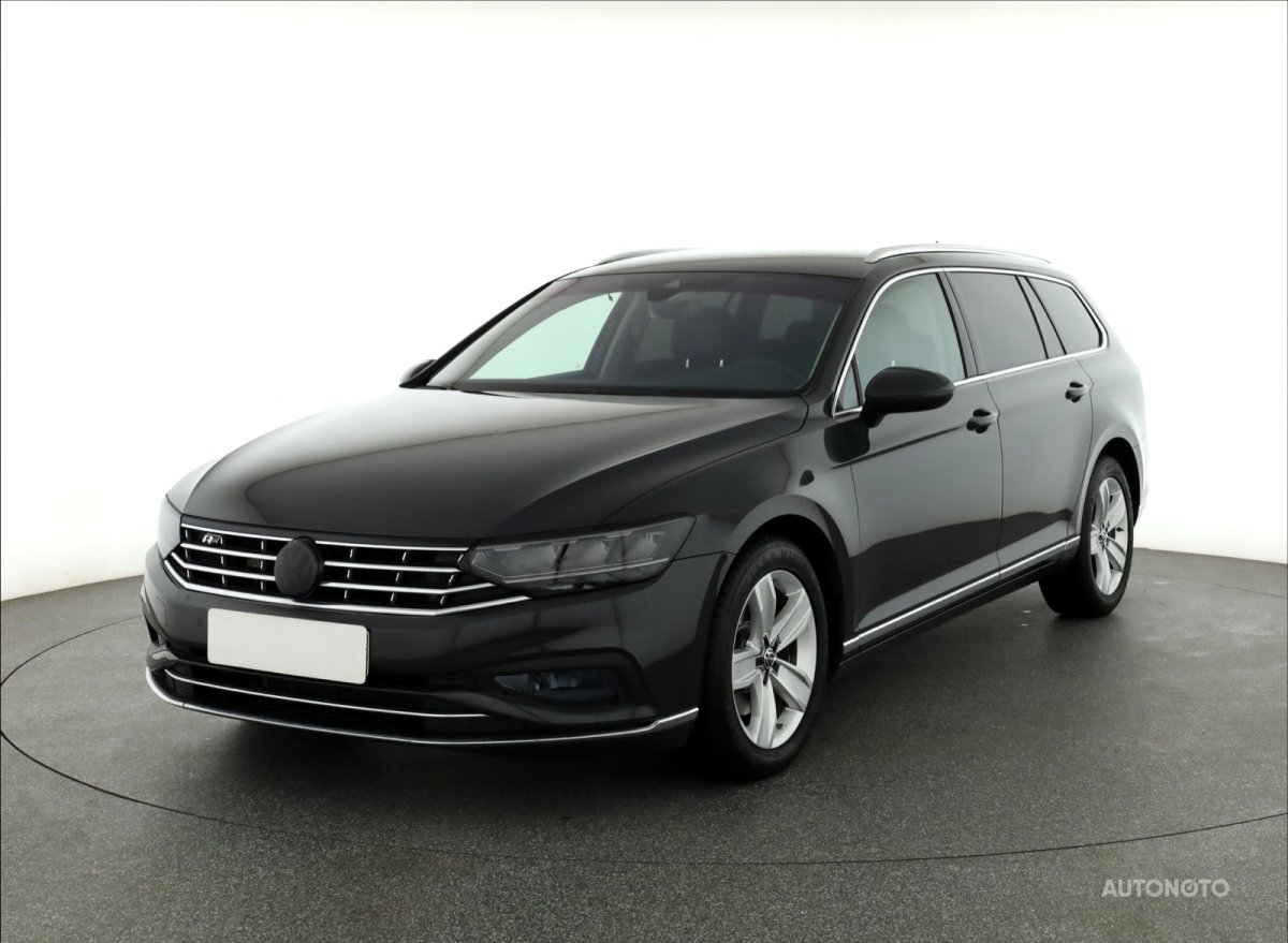 Volkswagen Passat, 2020 - pohled č. 3
