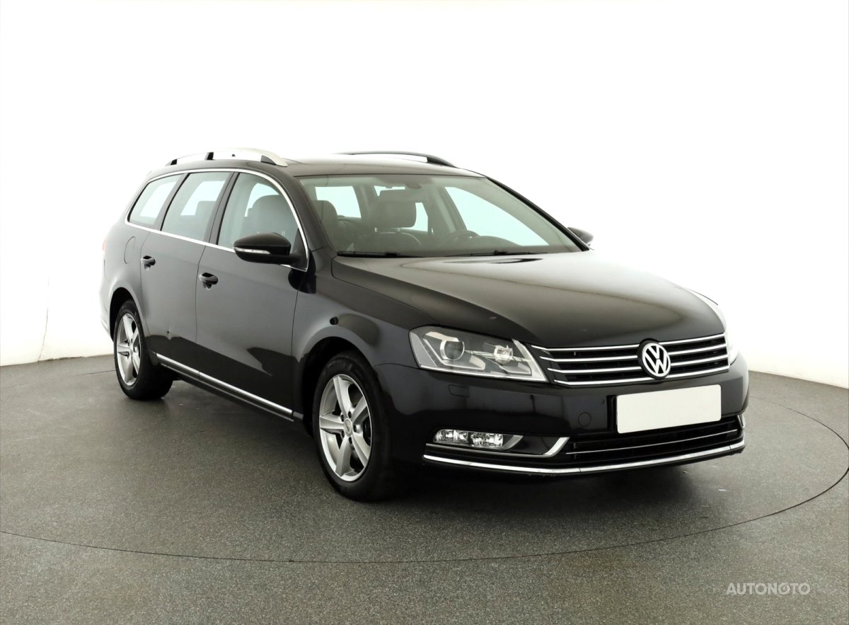 Volkswagen Passat, 2011 - celkový pohled