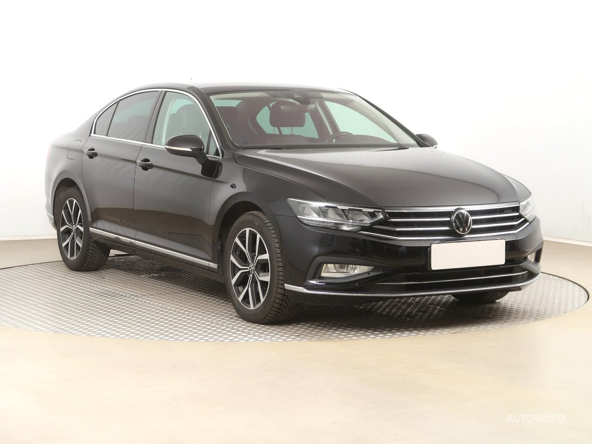 Volkswagen Passat, 2020 - celkový pohled