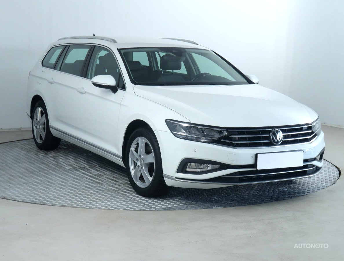 Volkswagen Passat, 2020 - celkový pohled