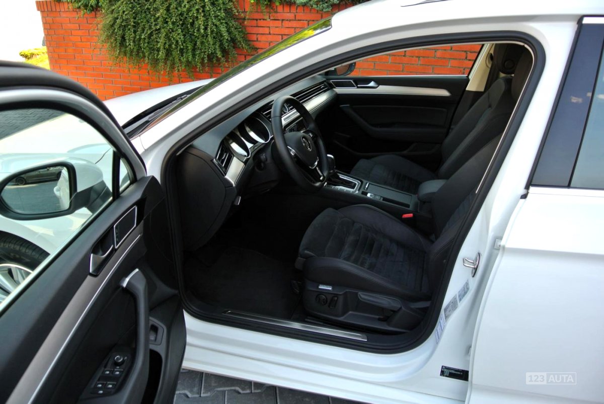 Volkswagen Passat, 2016 - pohled č. 10