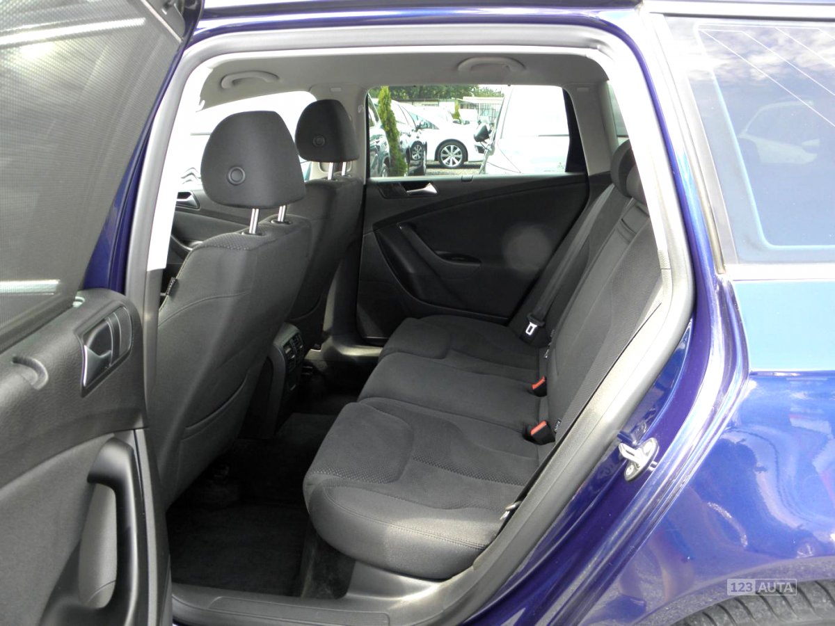 Volkswagen Passat, 2010 - pohled č. 8