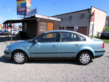 Volkswagen Passat, 1998 - pohled č. 4