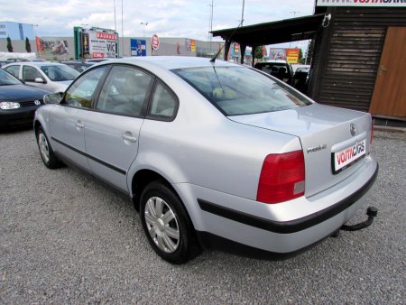 Volkswagen Passat, 2000 - pohled č. 5
