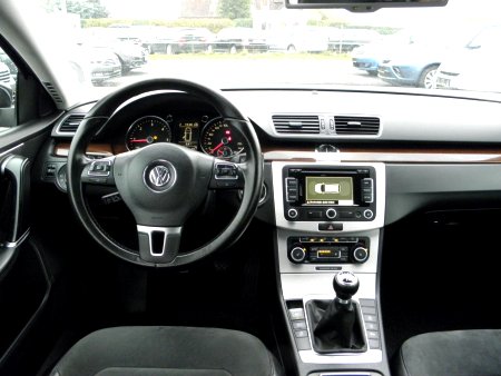 Volkswagen Passat, 2011 - pohled č. 6
