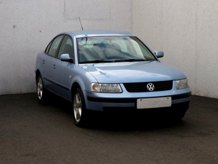 Volkswagen Passat, 2001