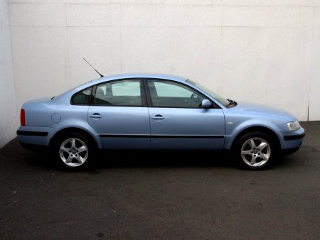 Volkswagen Passat, 2001 - pohled č. 4