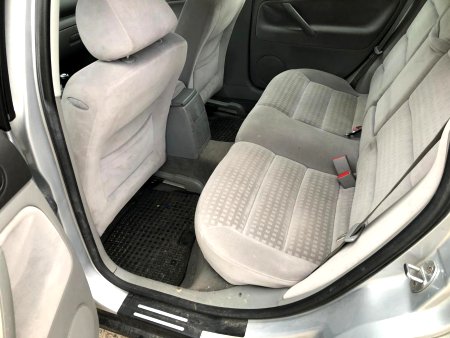 Volkswagen Passat, 2001 - pohled č. 2