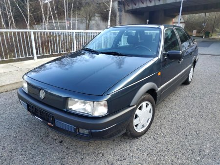 Volkswagen Passat, 1992 - pohled č. 2