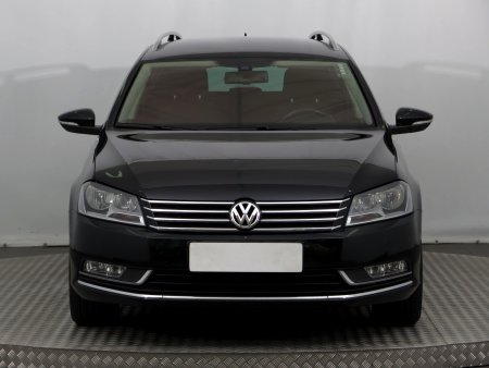 Volkswagen Passat, 2012 - pohled č. 2