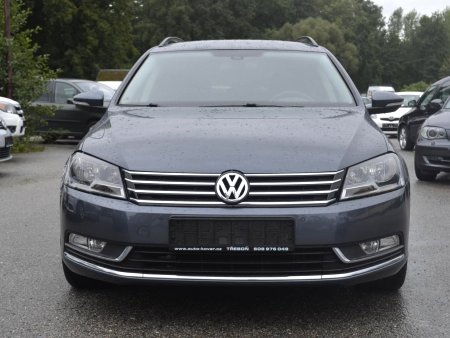 Volkswagen Passat, 2011 - pohled č. 2