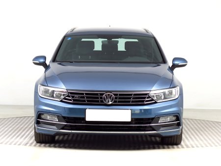 Volkswagen Passat, 2016 - pohled č. 2