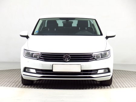 Volkswagen Passat, 2017 - pohled č. 2