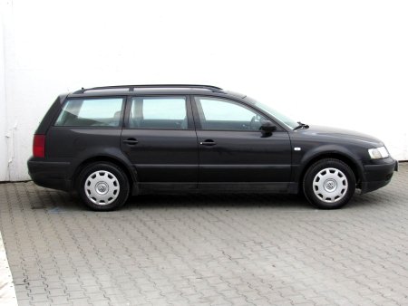Volkswagen Passat, 2000 - pohled č. 4