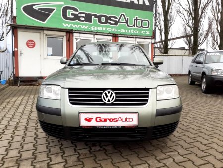 Volkswagen Passat, 2002 - pohled č. 2