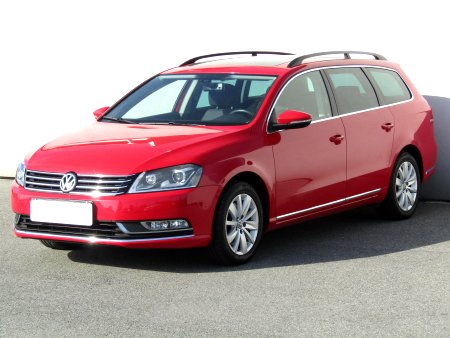 Volkswagen Passat, 2011 - pohled č. 3
